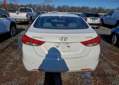 2013 Hyundai Elantra Gls z USA, uszkodzony, nr VIN 5NPDH4AE5DH410670